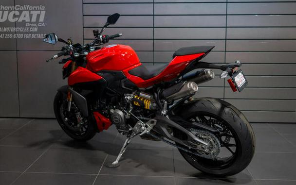 2027 Ducati Streetfighter V2 Ducati Red