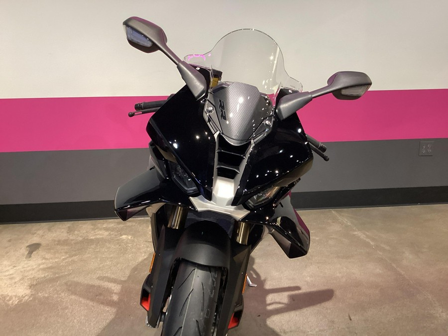 2027 BMW S 1000 RR