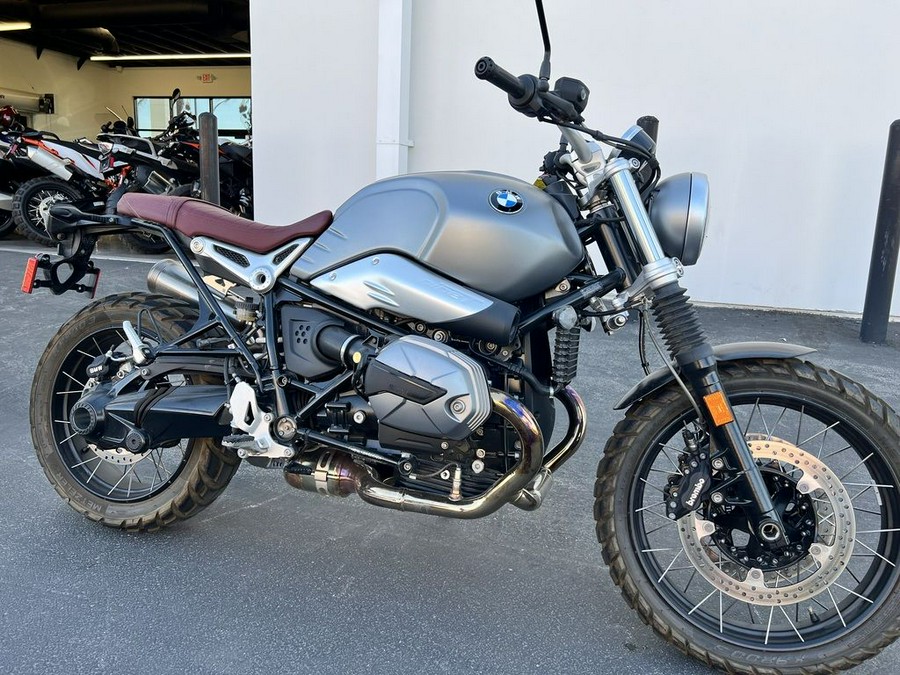 2021 BMW R nineT Scrambler Granite Gray Metallic