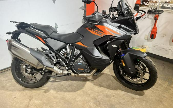 2023 KTM Super Adventure 1290 S