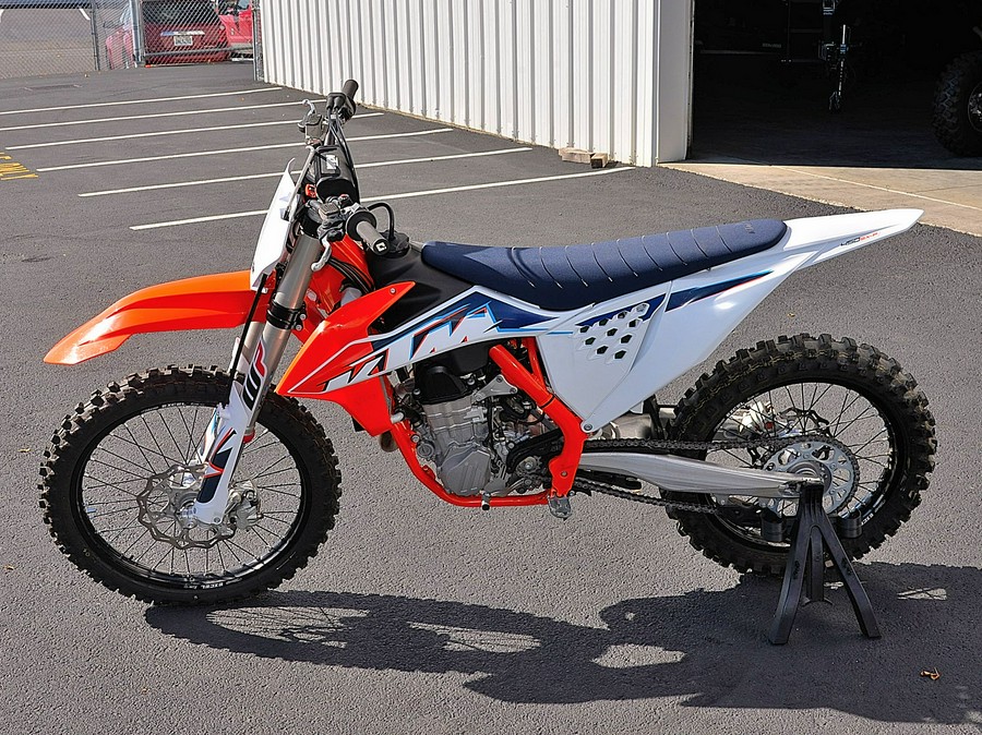 2022 KTM 450 SX-F