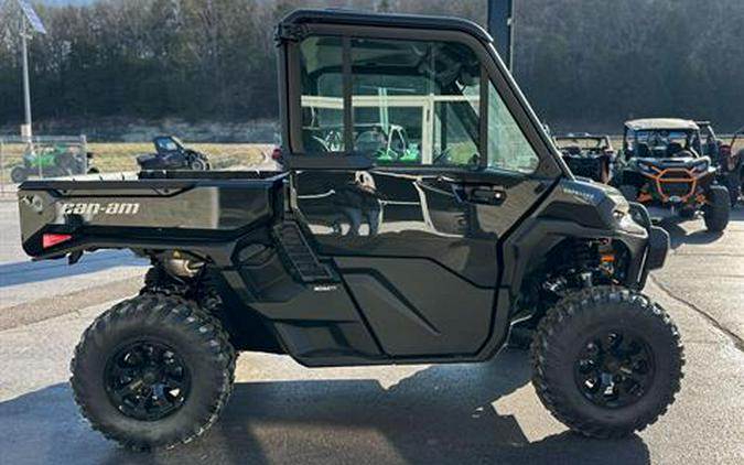 2026 Can-Am Defender XT CAB HD11