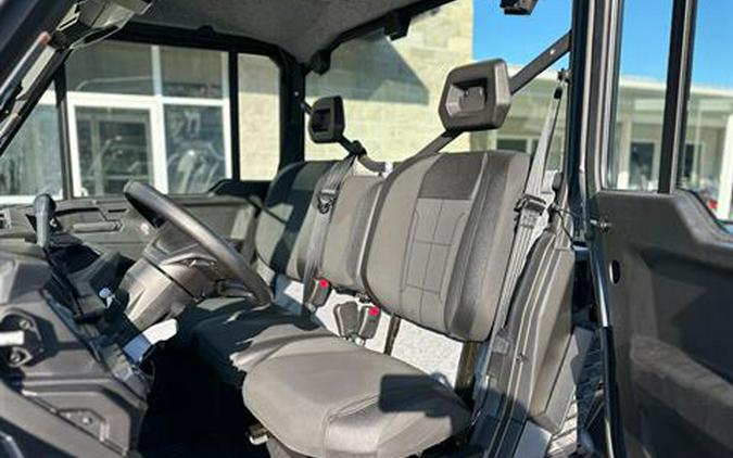 2026 Can-Am Defender XT CAB HD11