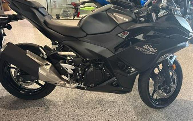2026 Kawasaki Ninja® 500