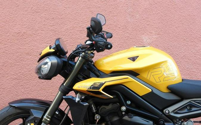 2025 Triumph Street Triple 765 RS Cosmic Yellow