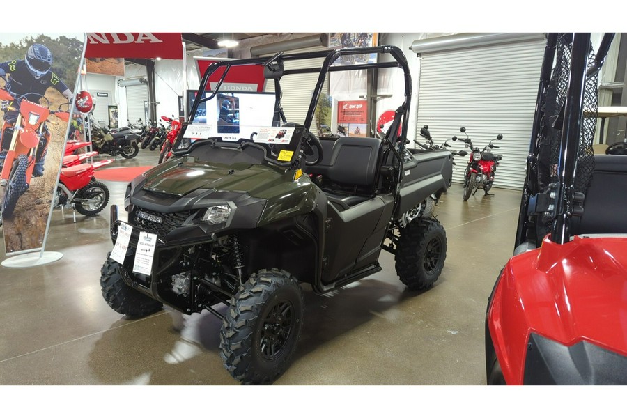 2026 Honda PIONEER 700 DELUXE