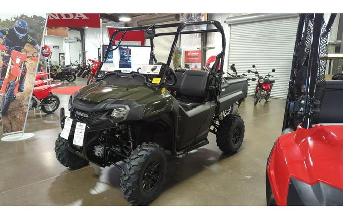 2026 Honda PIONEER 700 DELUXE