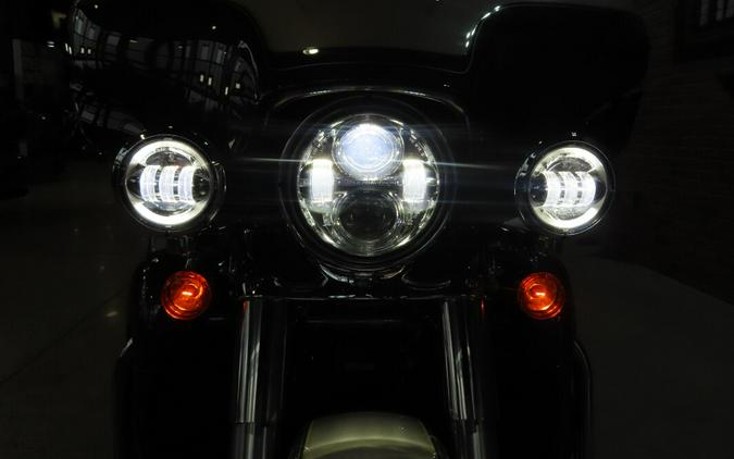 2023 Harley-Davidson® FLHTCUTG Tri Glide® Ultra