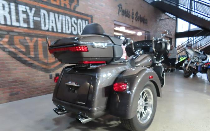 2023 Harley-Davidson® FLHTCUTG Tri Glide® Ultra
