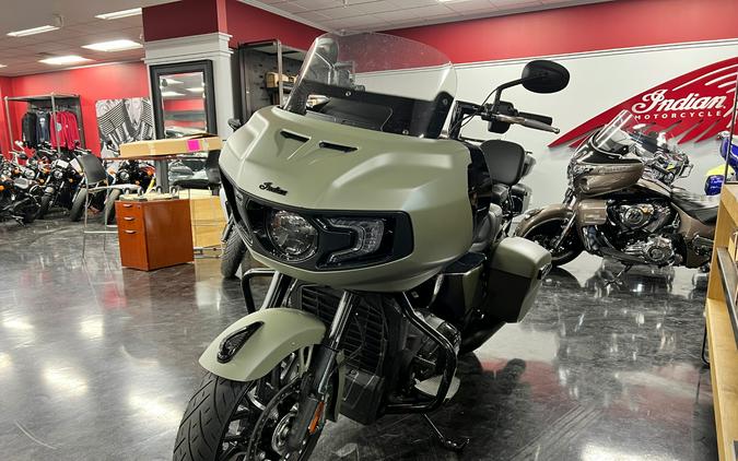 2025 Indian Motorcycle Challenger® Dark Horse® 112