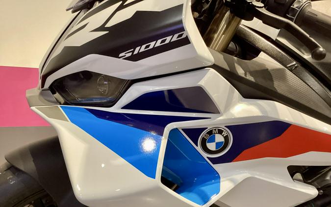 2027 BMW S 1000 RR
