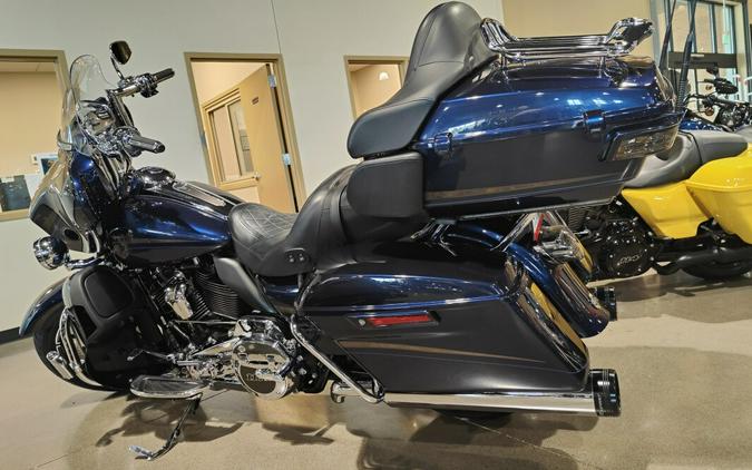 2018 Harley-Davidson CVO Limited Odyssey Blue