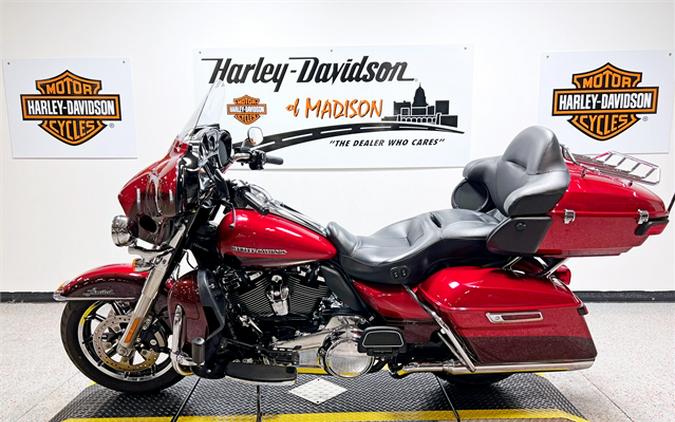 2018 Harley-Davidson Touring Ultra Limited FLHTK 28,446 Miles