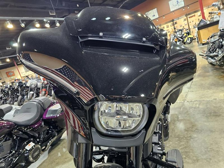 2025 Harley-Davidson® FLHX - Street Glide®