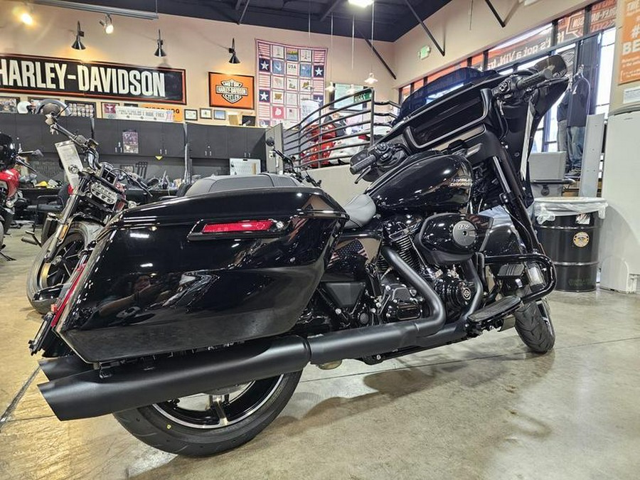 2025 Harley-Davidson® FLHX - Street Glide®
