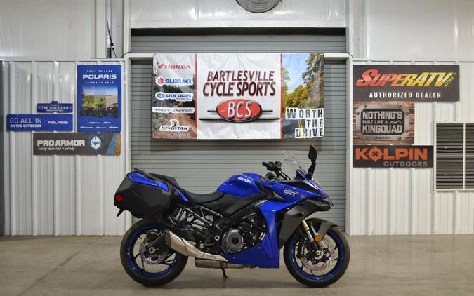 2025 Suzuki GSX-S 1000GT+