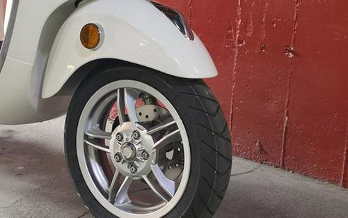 2026 Vespa Primavera 50