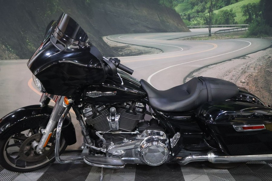 2022 Harley-Davidson® FLHX - Street Glide®