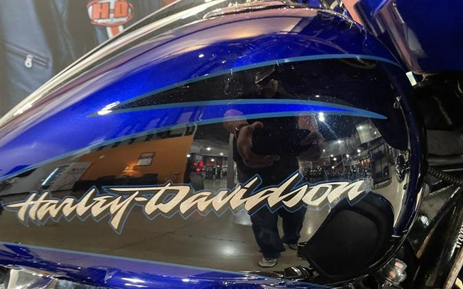 2017 Harley-Davidson FLHXSE - CVO Street Glide