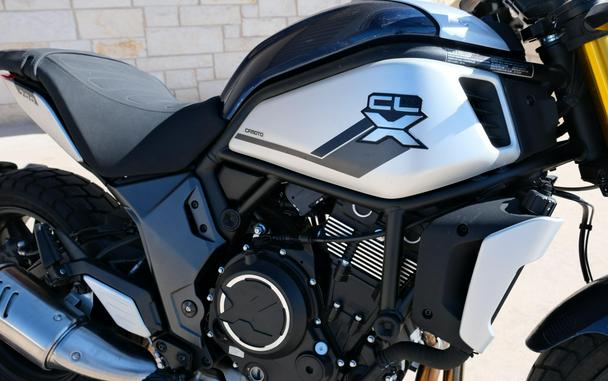 2022 CFMOTO 700CL-X CF700-2US