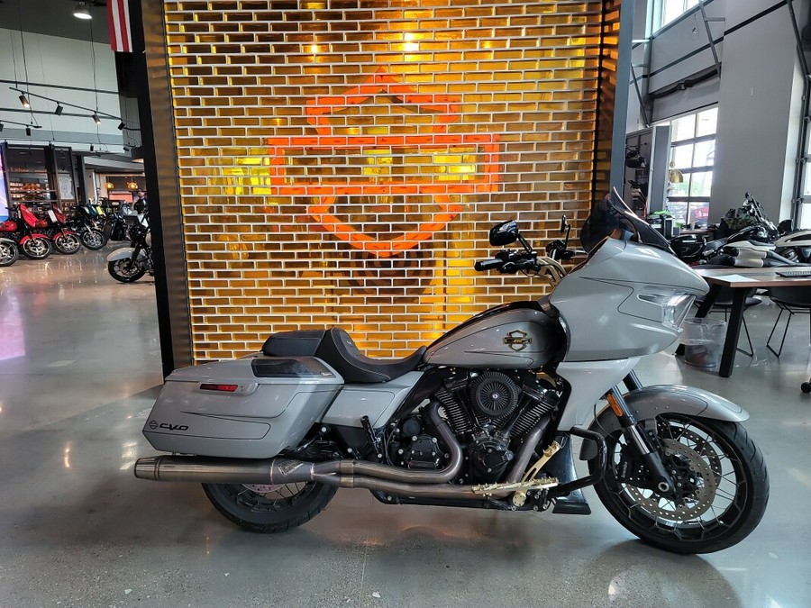 FLTRXSE 2023 CVO™ Road Glide™