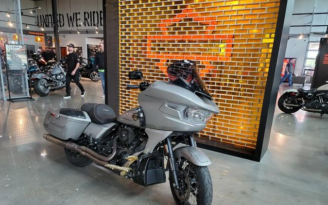 FLTRXSE 2023 CVO™ Road Glide™