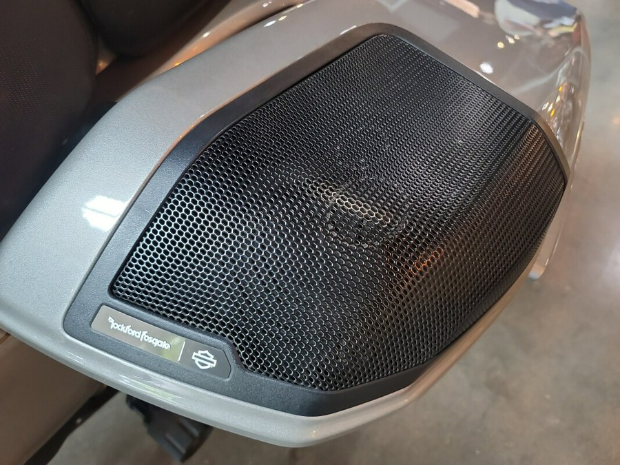 FLTRXSE 2023 CVO™ Road Glide™