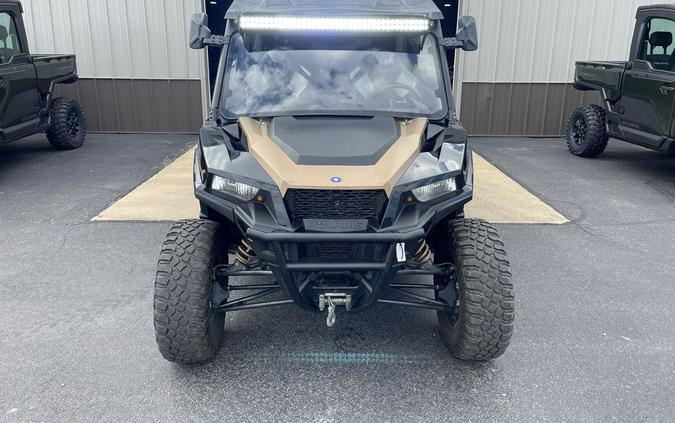 2019 Polaris® General® 4 1000 Ride Command Edition Black Pearl