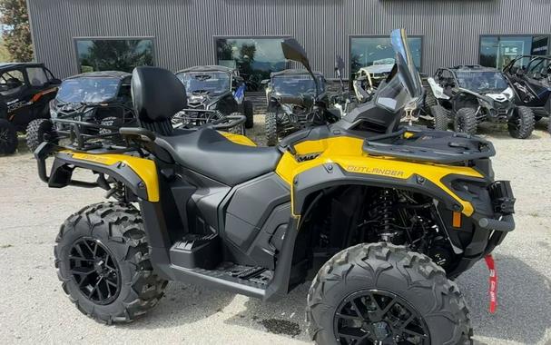 2023 Can-Am® Outlander MAX XT 700