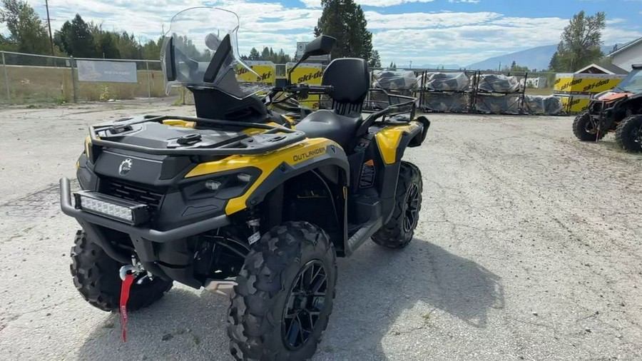 2023 Can-Am® Outlander MAX XT 700