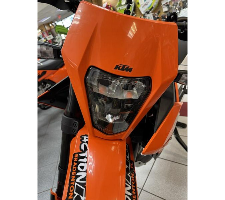 2025 KTM 390 Enduro R
