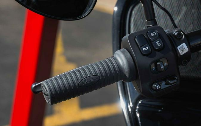 2026 Indian Motorcycle Challenger Dark Horse 112 w/PowerBand Audio