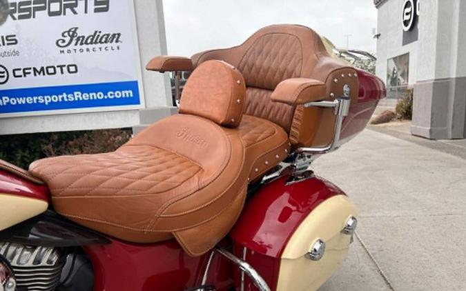2015 Indian Roadmaster Indian Red/Ivory Cream Thunder Black