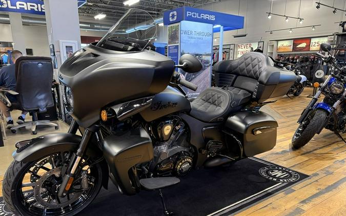 2026 Indian Motorcycle® Roadmaster® PowerPlus Dark Horse® Black Smoke