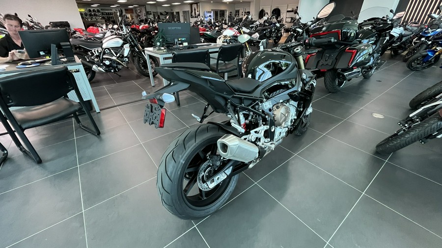 2024 BMW S 1000 R