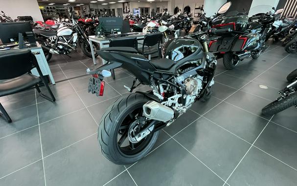 2024 BMW S 1000 R