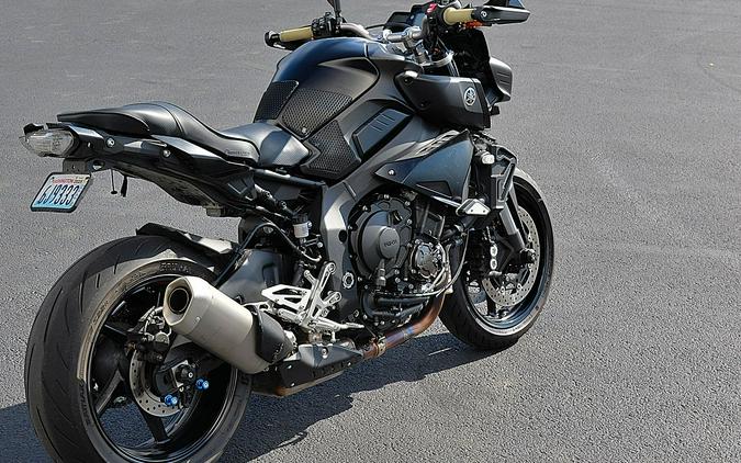 2020 YAMAHA MT-10