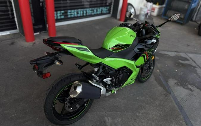2023 Kawasaki Ninja® 400 KRT Edition