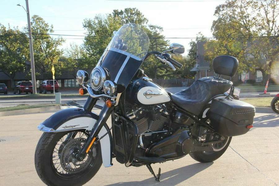 2019 Harley-Davidson Heritage Classic 107