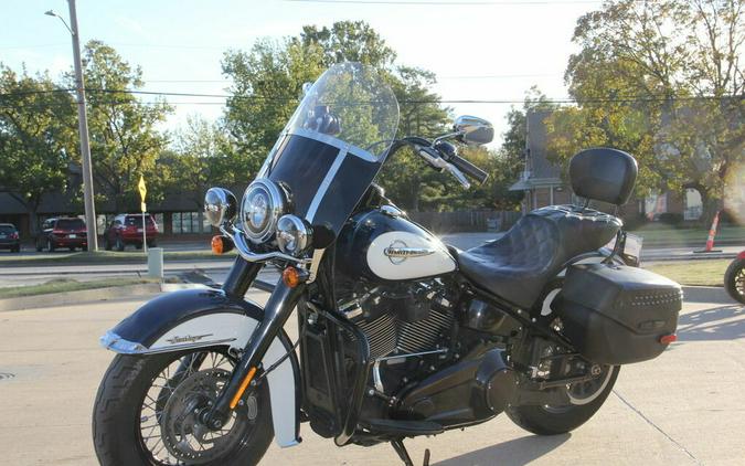 2019 Harley-Davidson Heritage Classic 107