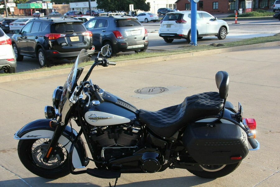 2019 Harley-Davidson Heritage Classic 107