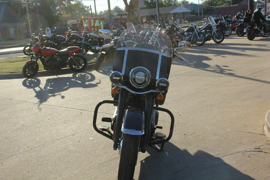 2019 Harley-Davidson Heritage Classic 107