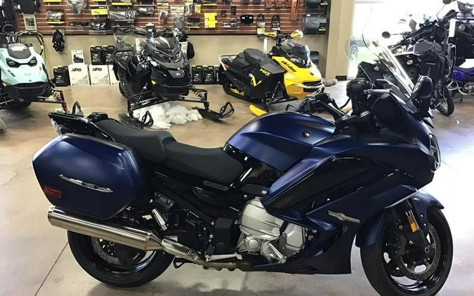 2018 Yamaha FJR1300ES™