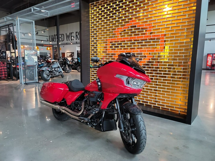 FLTRXSTSE 2025 CVO™ Road Glide™ ST