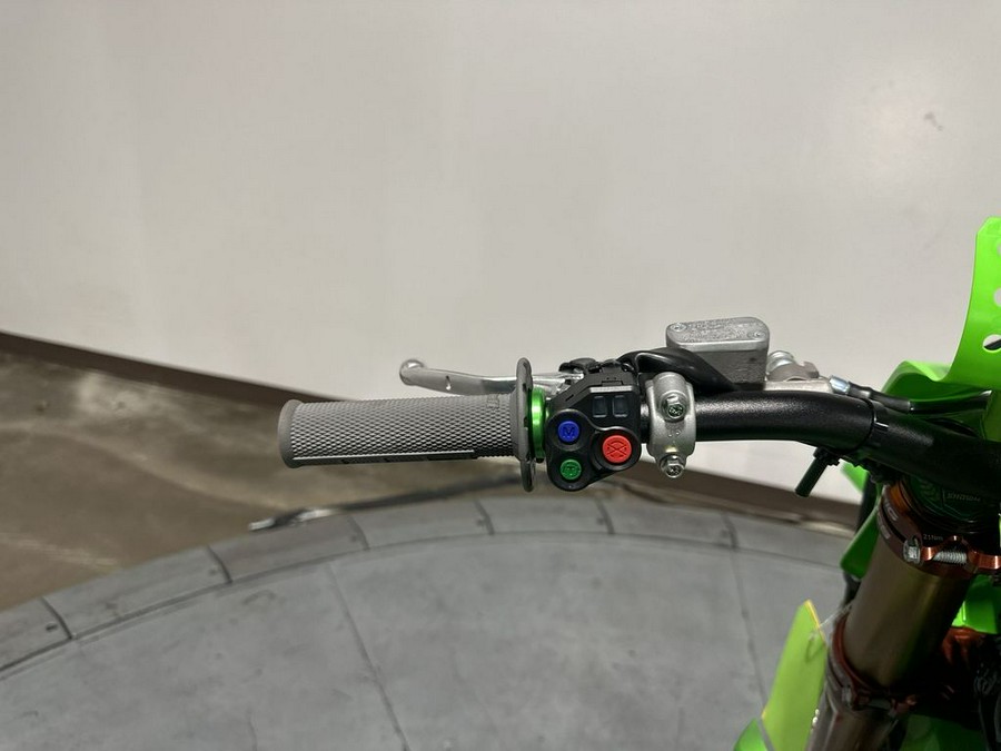2026 Kawasaki KX™ 450SR