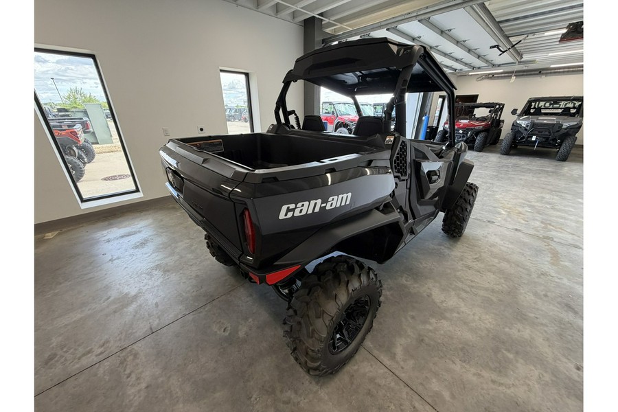 2026 COMMANDER XT 700 - Can-Am