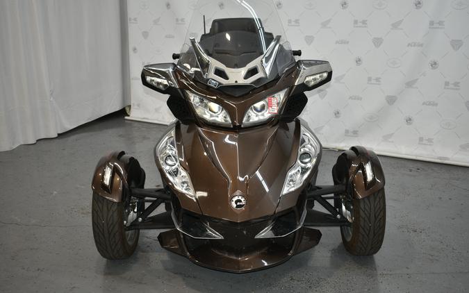 2013 Can-Am™ Spyder RT-S