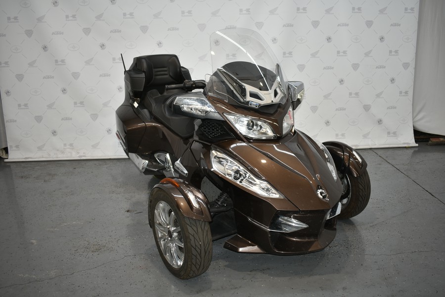 2013 Can-Am™ Spyder RT-S