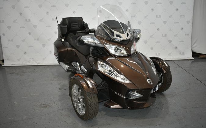 2013 Can-Am™ Spyder RT-S