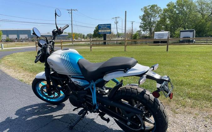 2026 Royal Enfield GUERRILLA - BRAVA BLUE